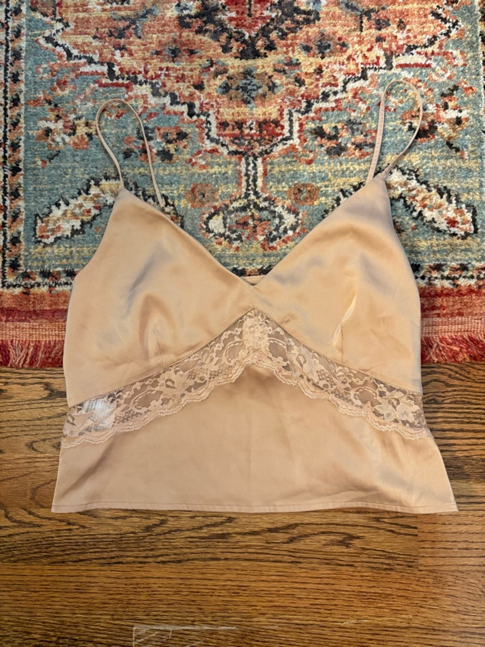 Abercrombie and fitch beige tan Lace Trim Satin Cami Top blouse size medium